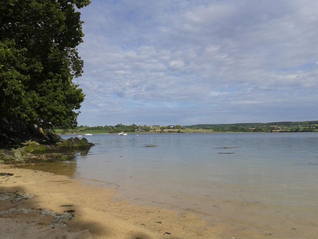 Gite De La Plage Lézardrieux Exterior foto