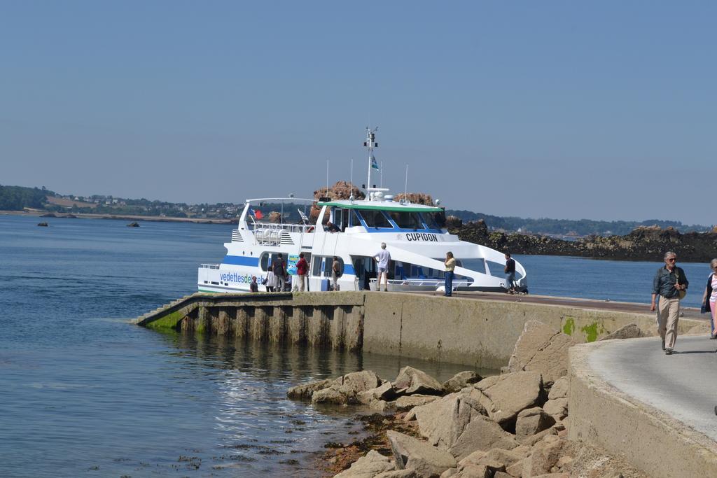 Gite De La Plage Lézardrieux Exterior foto
