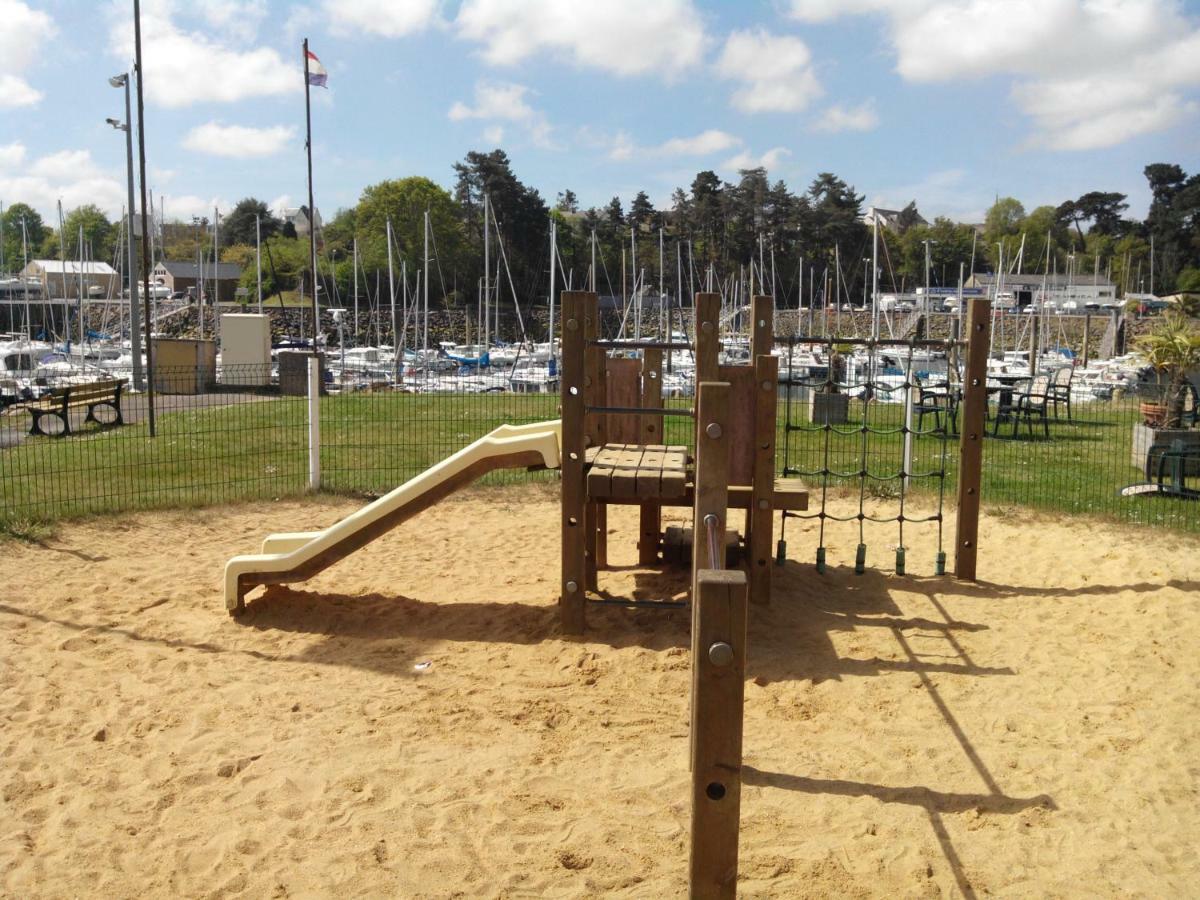 Gite De La Plage Lézardrieux Exterior foto